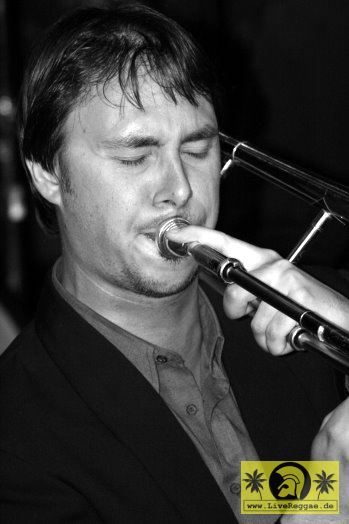 Ska J (I) It-s Ska Time - Kassablanca, Jena 05. Mai 2006 (5).jpg